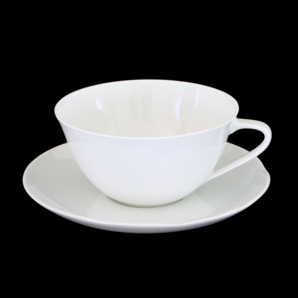 Hutschenreuther Maxims de Paris White (Maxims de Paris Weiss) Tea Cup & Saucer