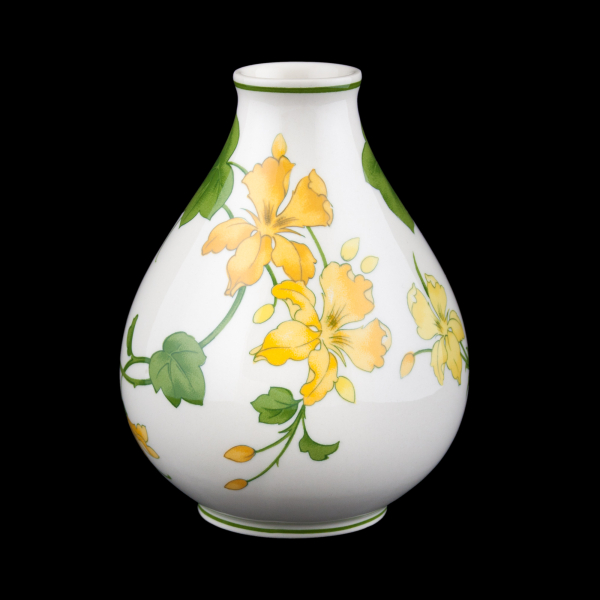 Villeroy & Boch Geranium Bud Vase In Excellent Condition