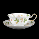 Wedgwood Wild Strawberry Tea Cup & Saucer In...