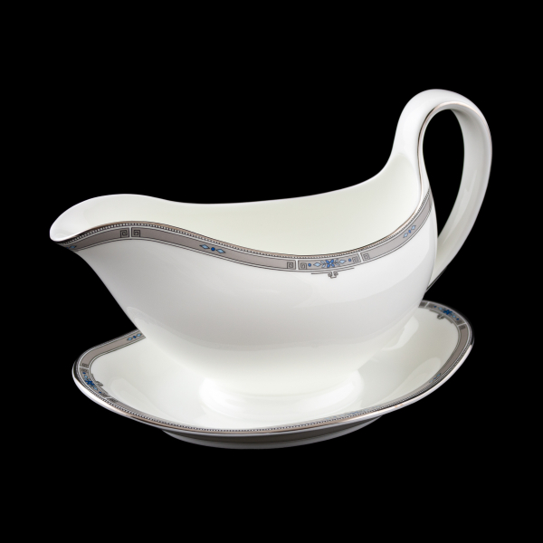 Wedgwood Amherst Gravy Boat In Excellent Condition
